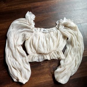 Miss Lola off shoulder crop top